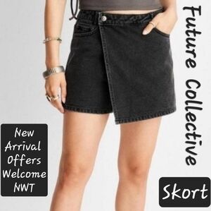 Future Collective Women's Charcoal Skort. NWT Size 00
